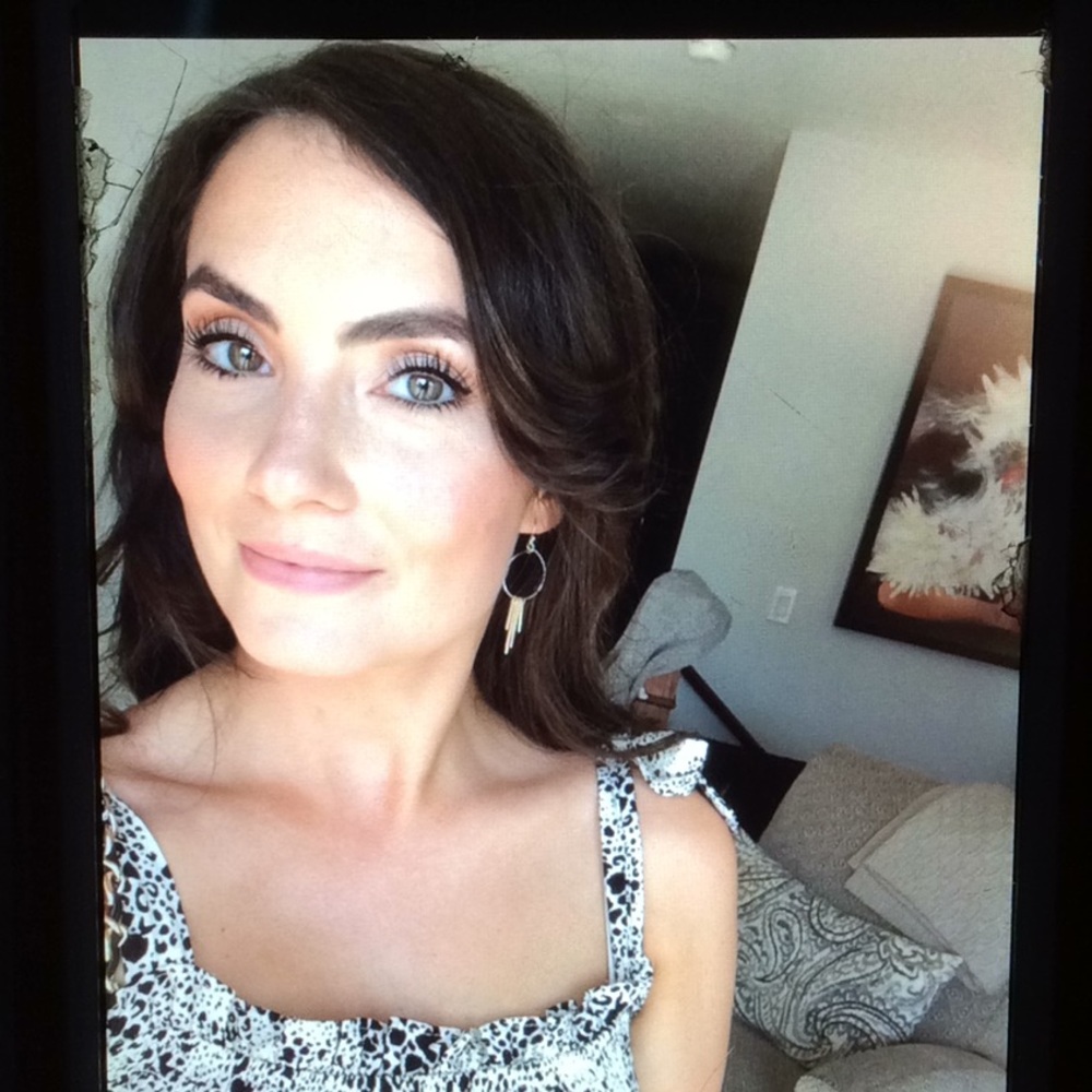 Meet your Posher, Aly